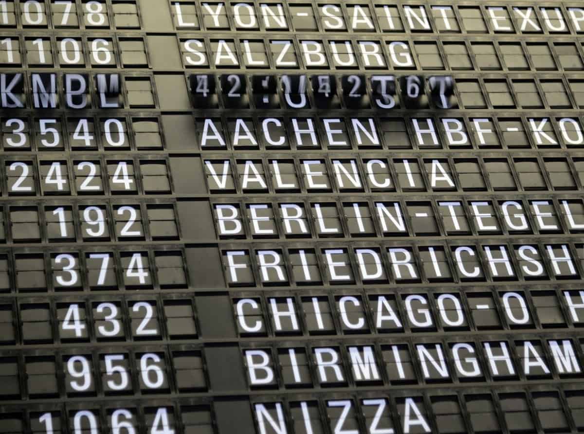 Od 2 września rząd planuje zakaz przylotów do Polski z lotnisk w 46 państwach