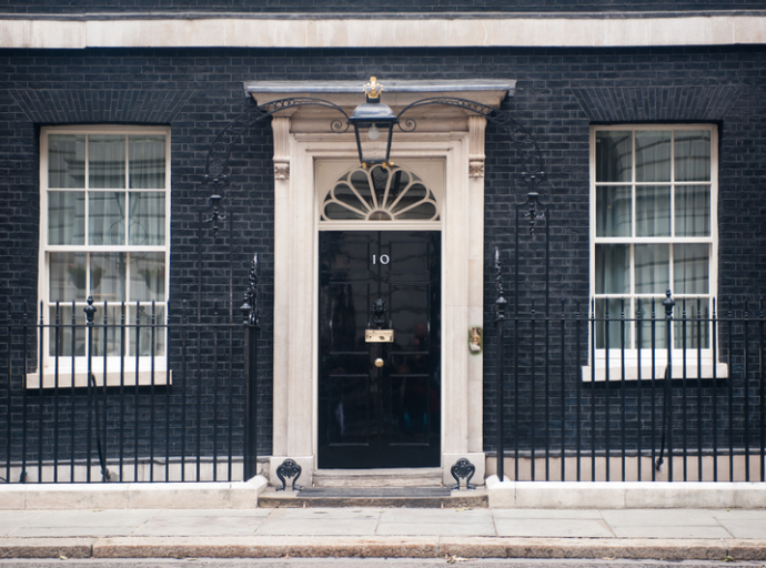 W. Brytania/ Czworo kluczowych doradców Johnsona odeszło z pracy na Downing Street