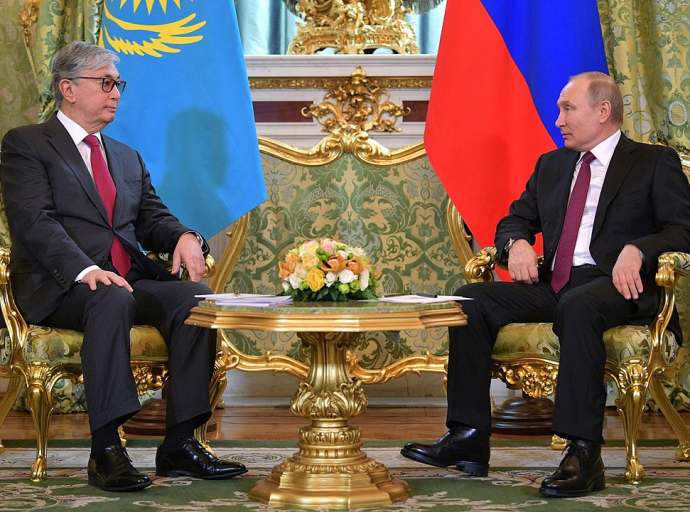Chiny/ Prezydent Kazachstanu zaprosił przywódcę ChRL do złożenia wizyty w swym kraju