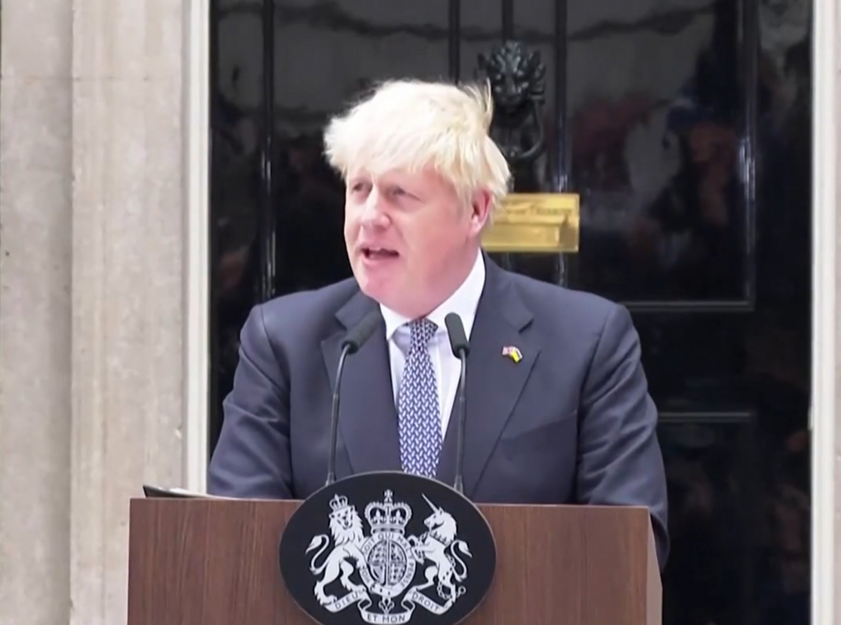 W. Brytania/ Premier Johnson: jestem smutny, rezygnując z najlepszej pracy na świecie  